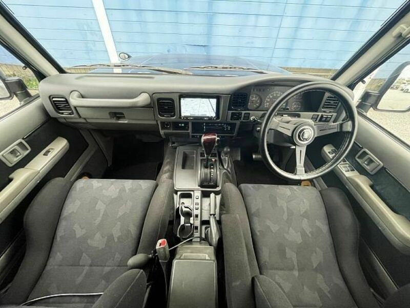 LAND CRUISER PRADO-1