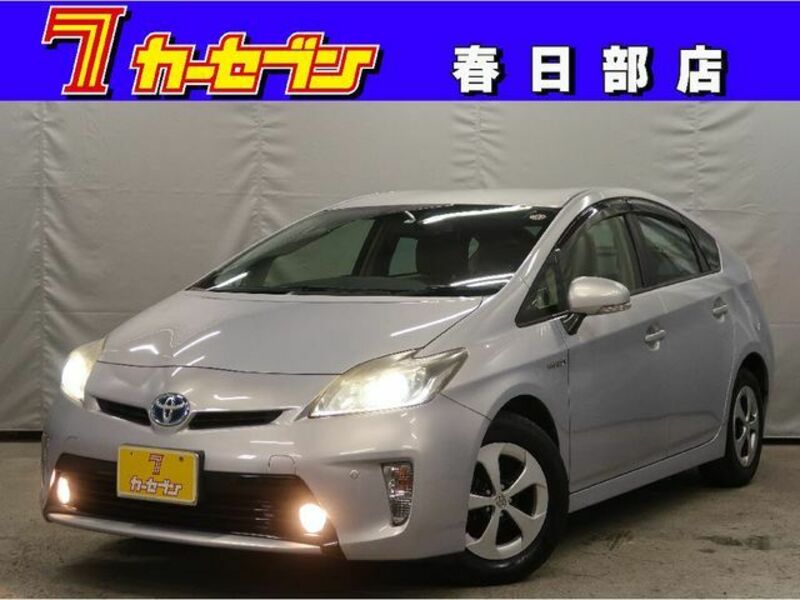 TOYOTA　PRIUS