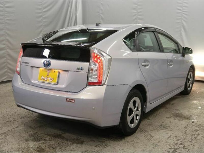 PRIUS-1