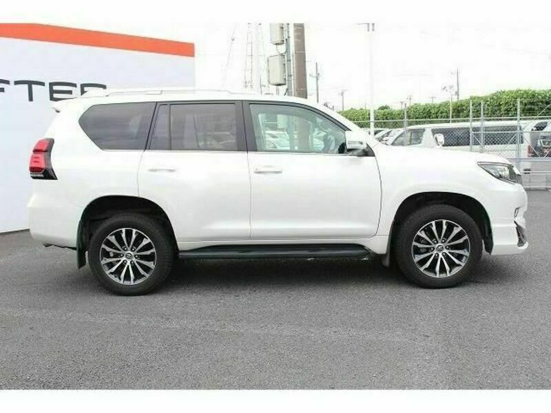 LAND CRUISER PRADO-7