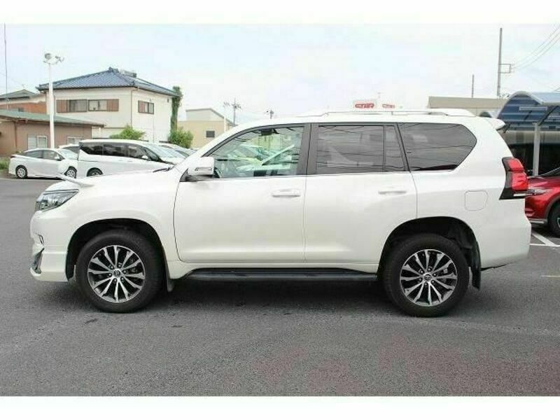 LAND CRUISER PRADO-9