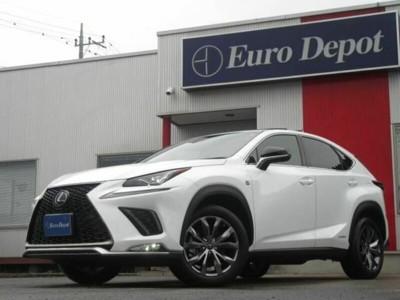 LEXUS　NX