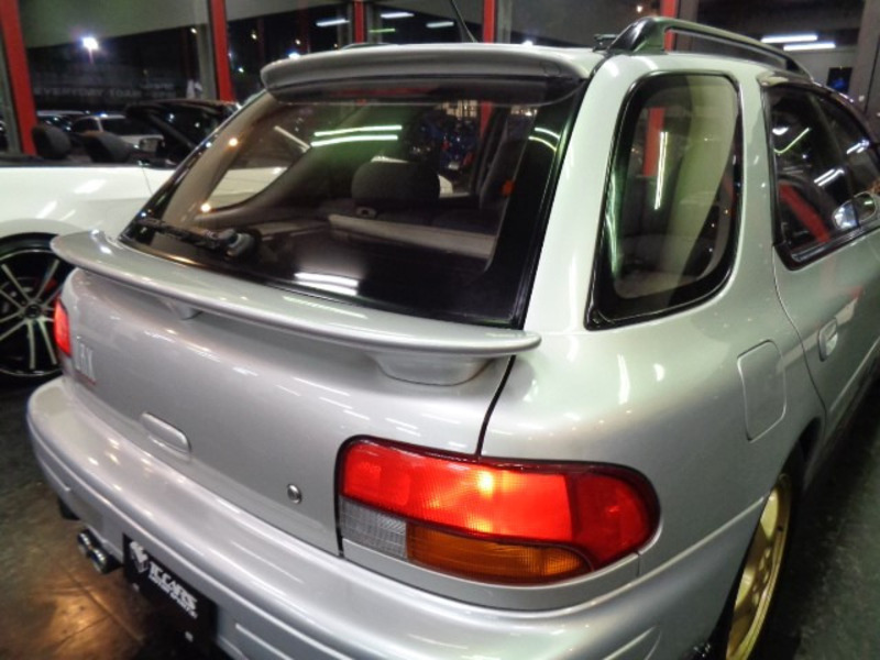 IMPREZA SPORTSWAGON-11