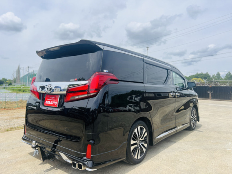 ALPHARD-9