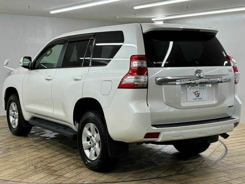 LAND CRUISER PRADO-12