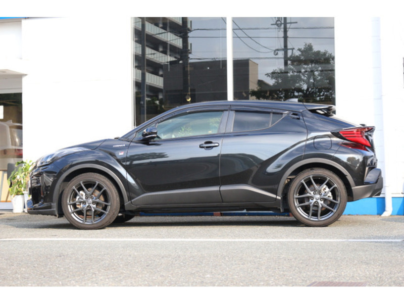 C-HR-7