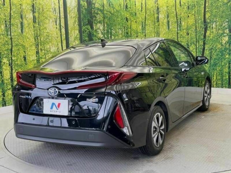 PRIUS PHV-17