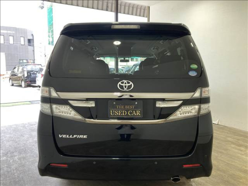 VELLFIRE-4