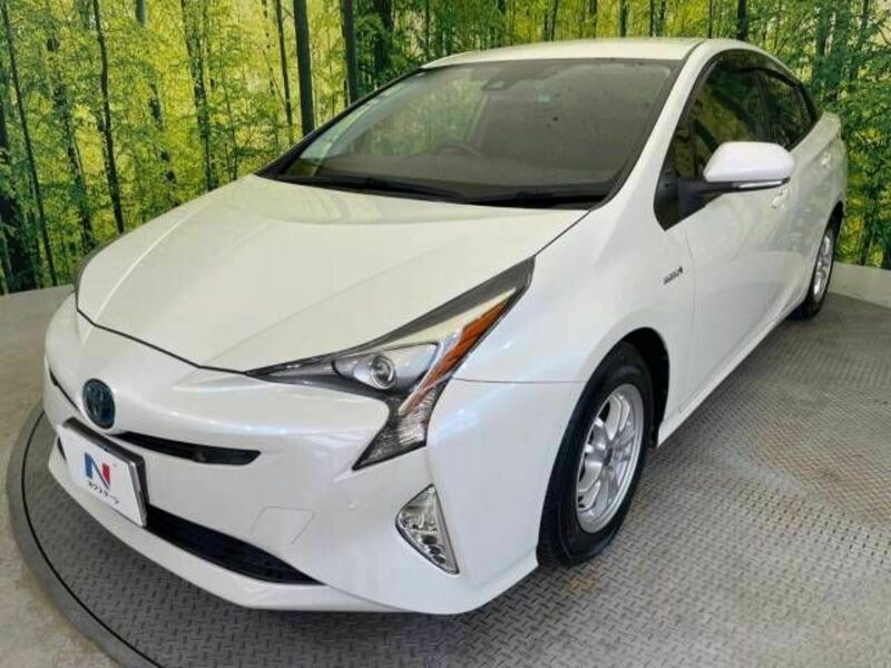 PRIUS-16