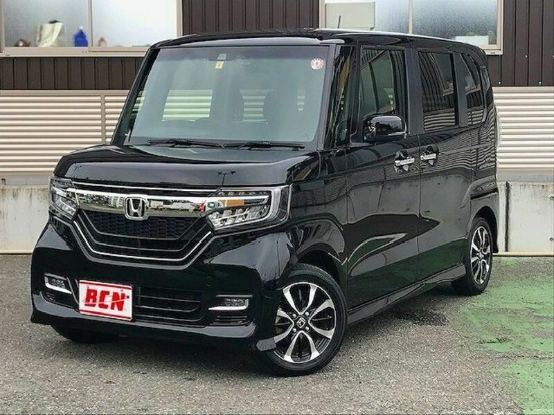 HONDA　N BOX CUSTOM