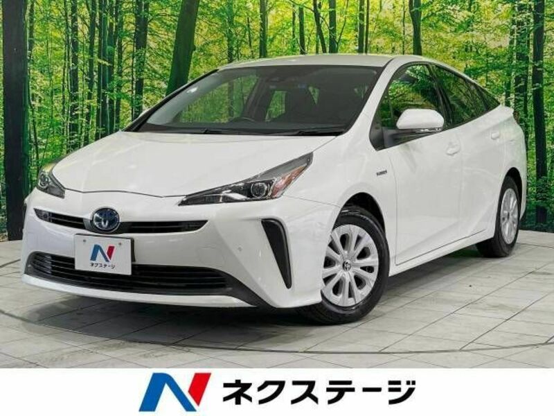 TOYOTA　PRIUS