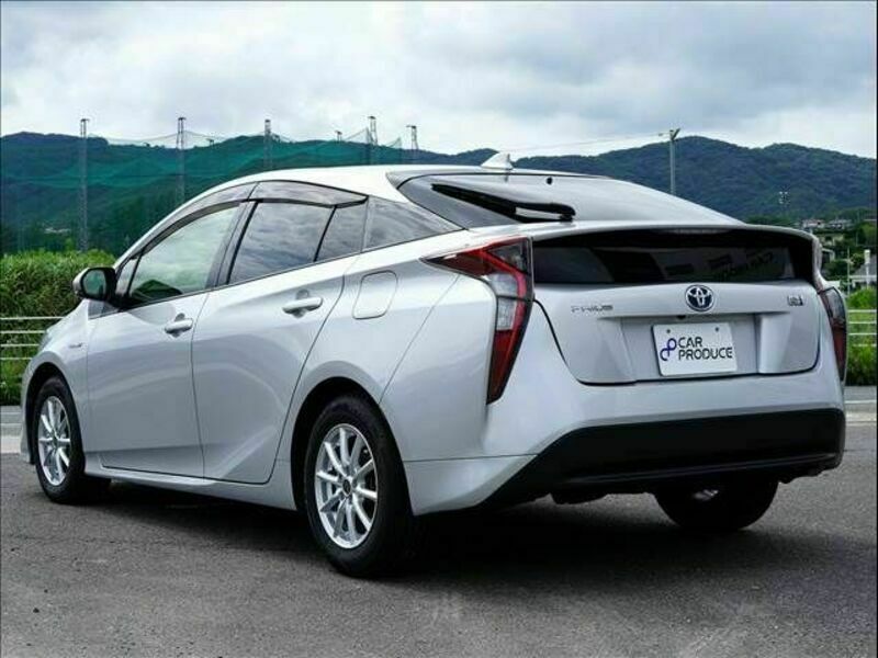 PRIUS-12