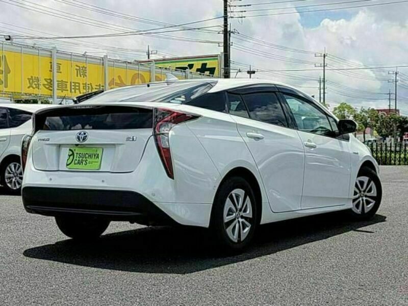 PRIUS-1