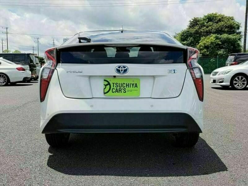 PRIUS-9