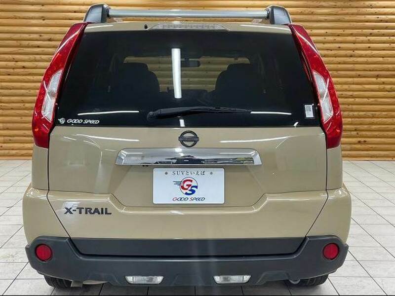 X-TRAIL-18