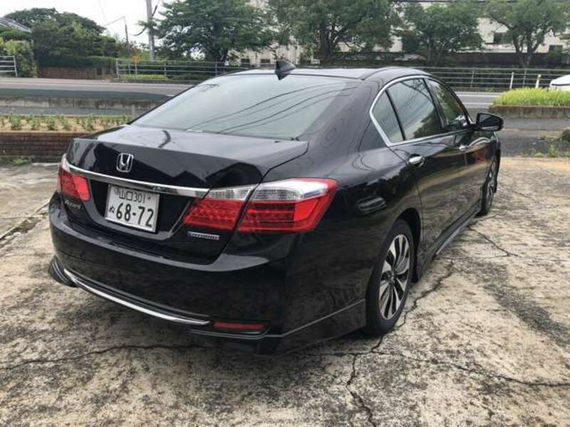 ACCORD HYBRID-6