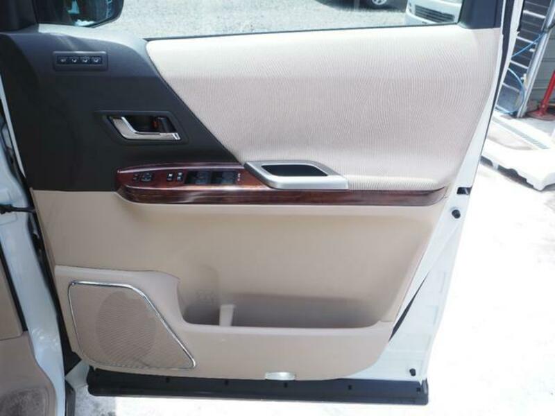 ALPHARD-19