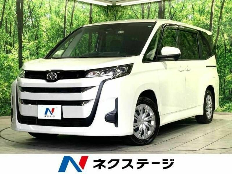 TOYOTA　NOAH