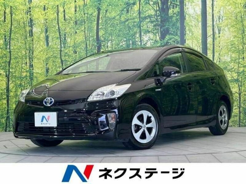 TOYOTA　PRIUS