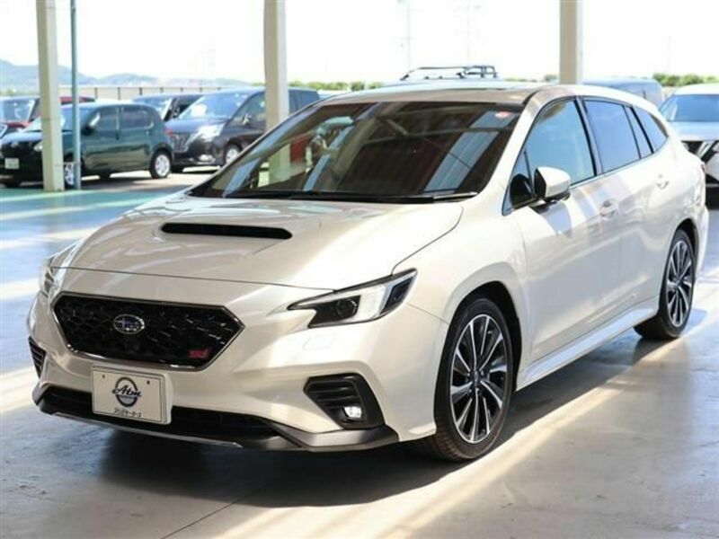 SUBARU　LEVORG