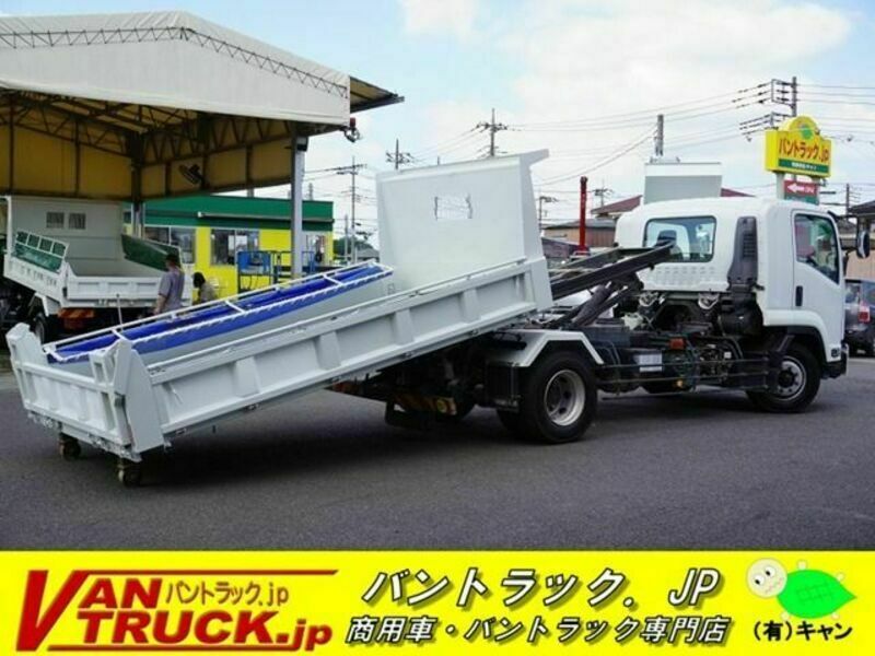 ISUZU　FORWARD