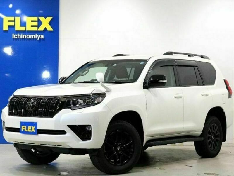 TOYOTA　LAND CRUISER PRADO