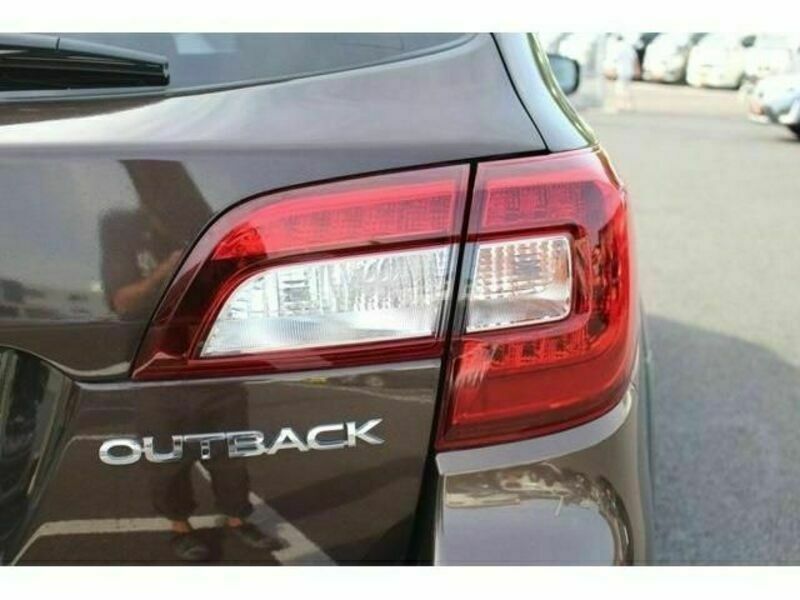 LEGACY OUTBACK-11