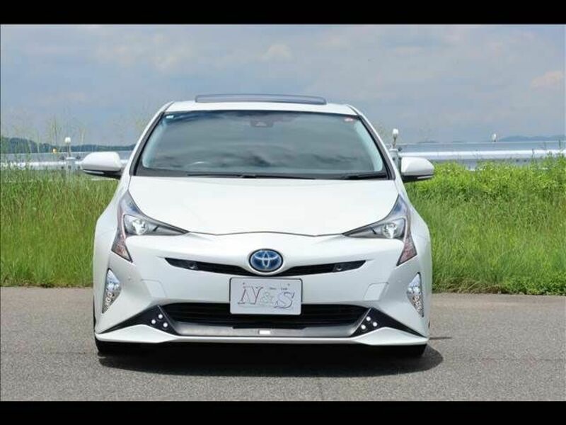 PRIUS-1