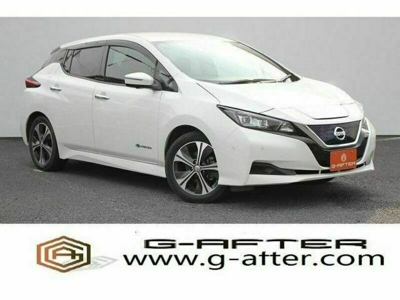 NISSAN　LEAF