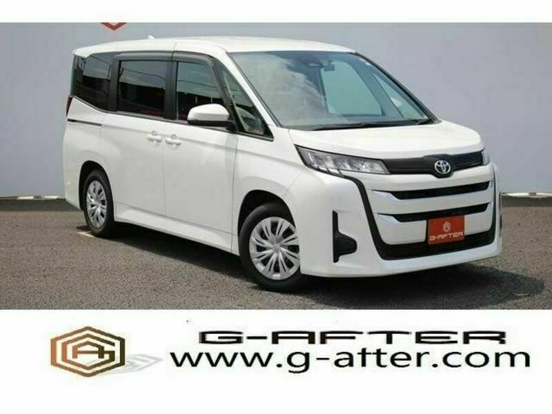 TOYOTA　NOAH