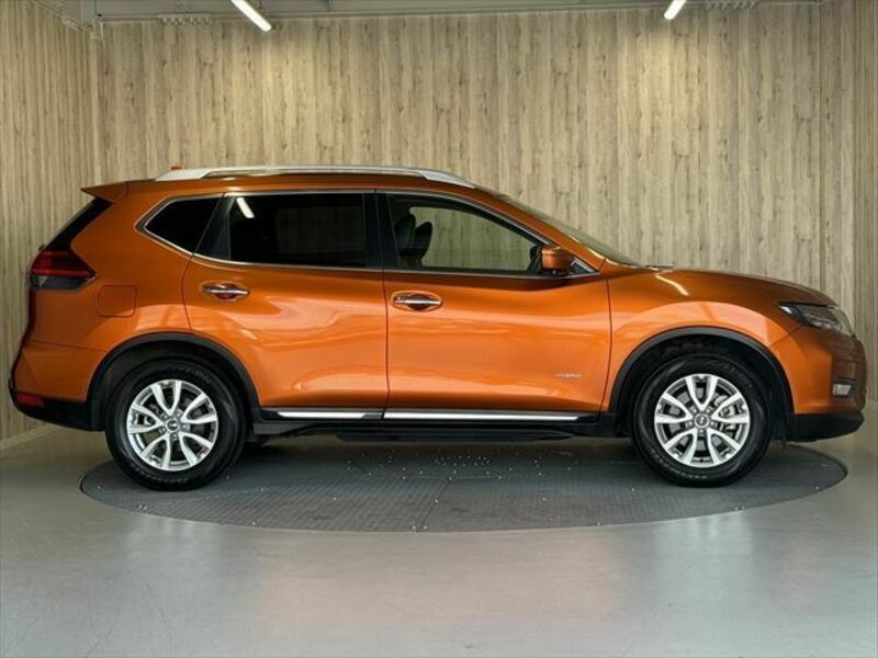 X-TRAIL-13