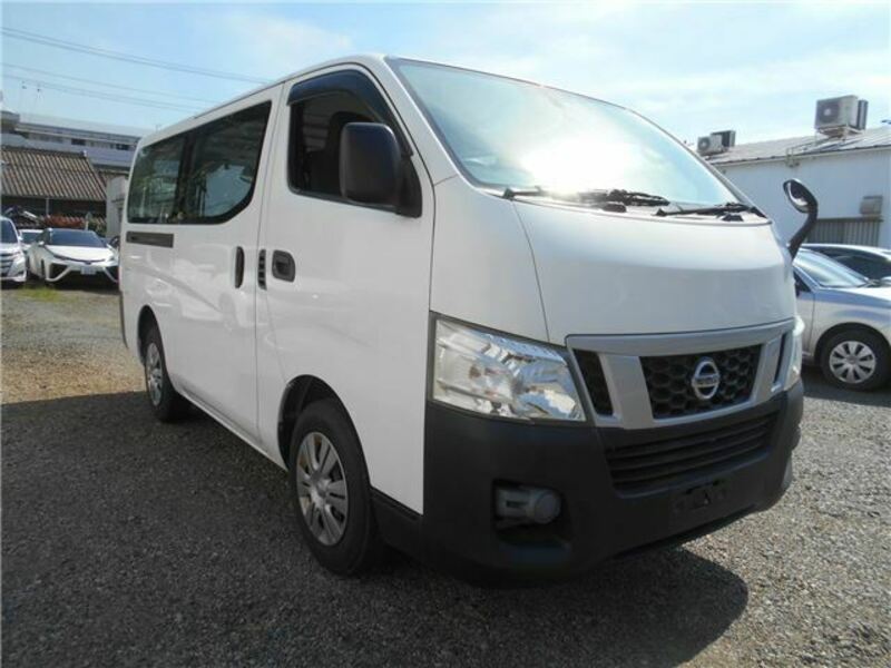 NISSAN　NV350 CARAVAN