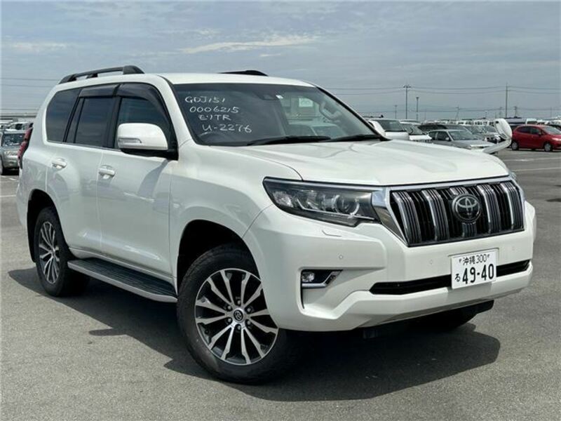 TOYOTA　LAND CRUISER PRADO