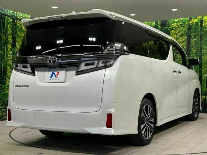 VELLFIRE-18