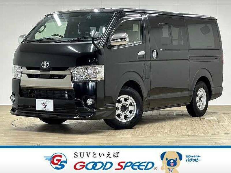 TOYOTA　HIACE VAN