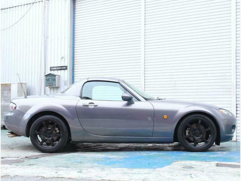 ROADSTER-3