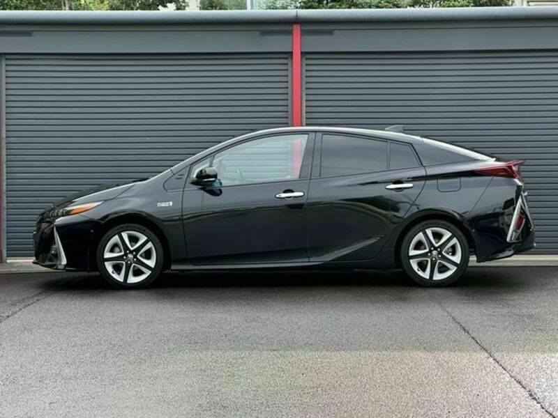 PRIUS PHV-23