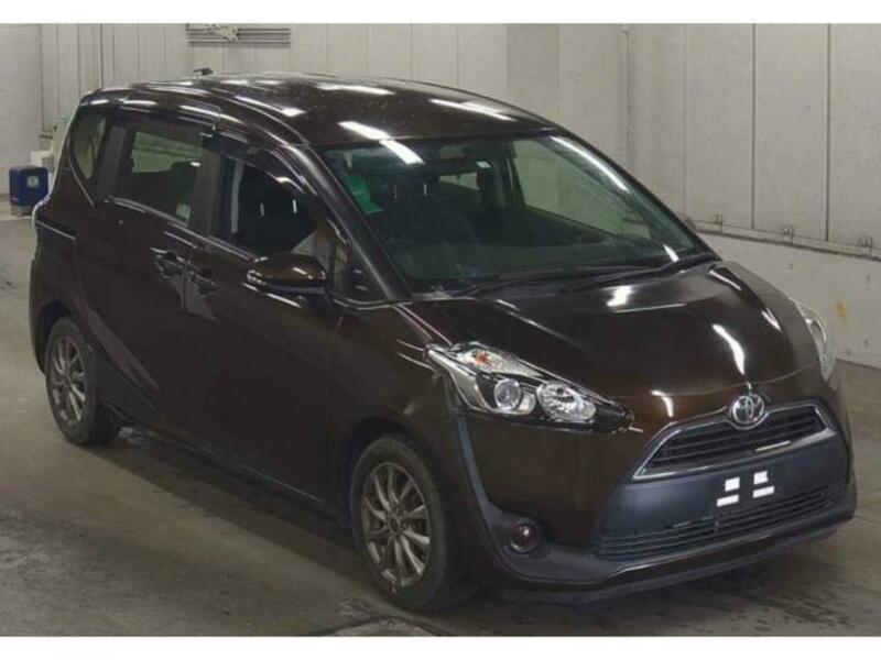 TOYOTA　SIENTA