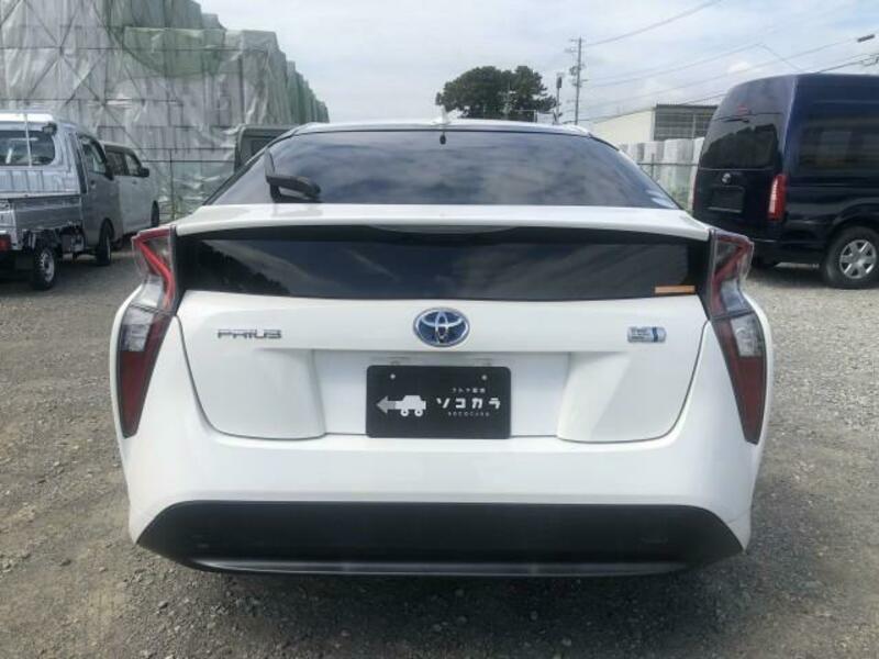 PRIUS-1