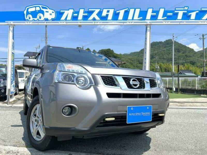 NISSAN　X-TRAIL