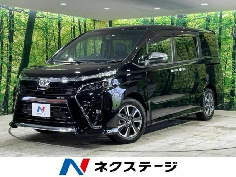 TOYOTA　VOXY