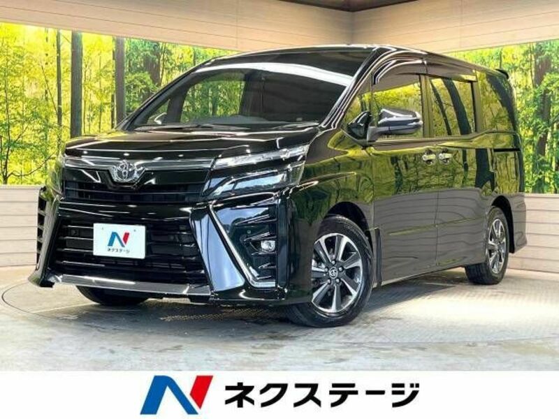 TOYOTA　VOXY