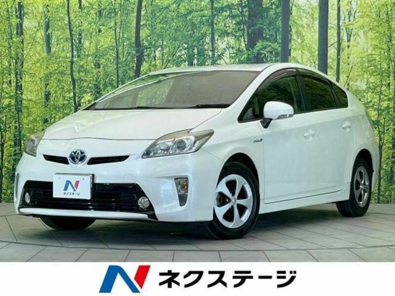 TOYOTA　PRIUS