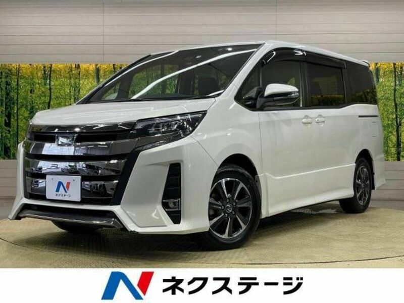 TOYOTA　NOAH