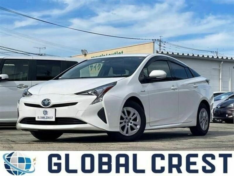 TOYOTA　PRIUS