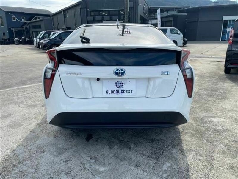 PRIUS-12