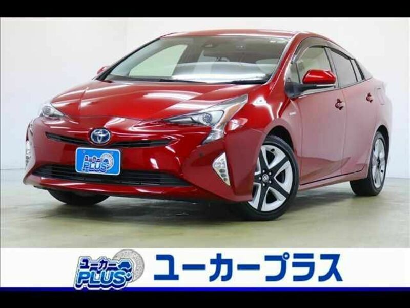 TOYOTA　PRIUS