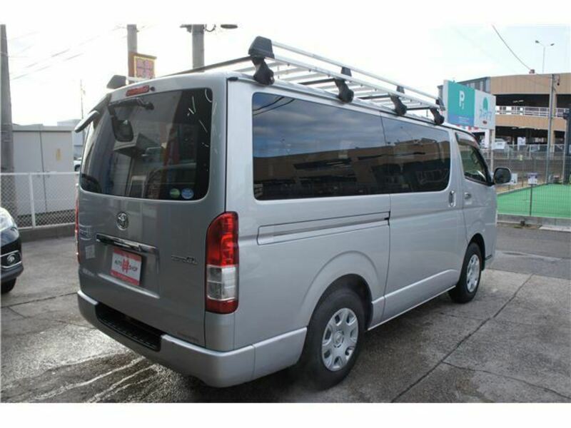 HIACE VAN-31