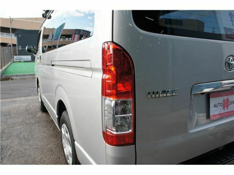 HIACE VAN-37