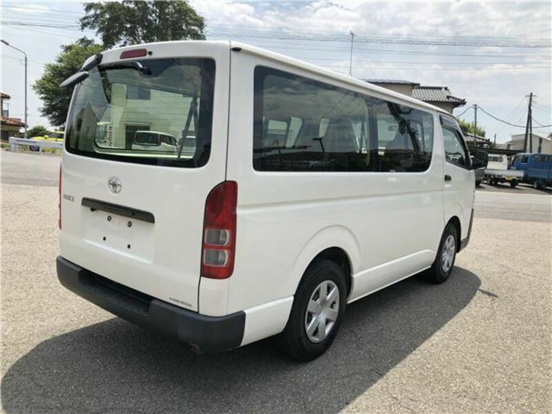 HIACE VAN-4